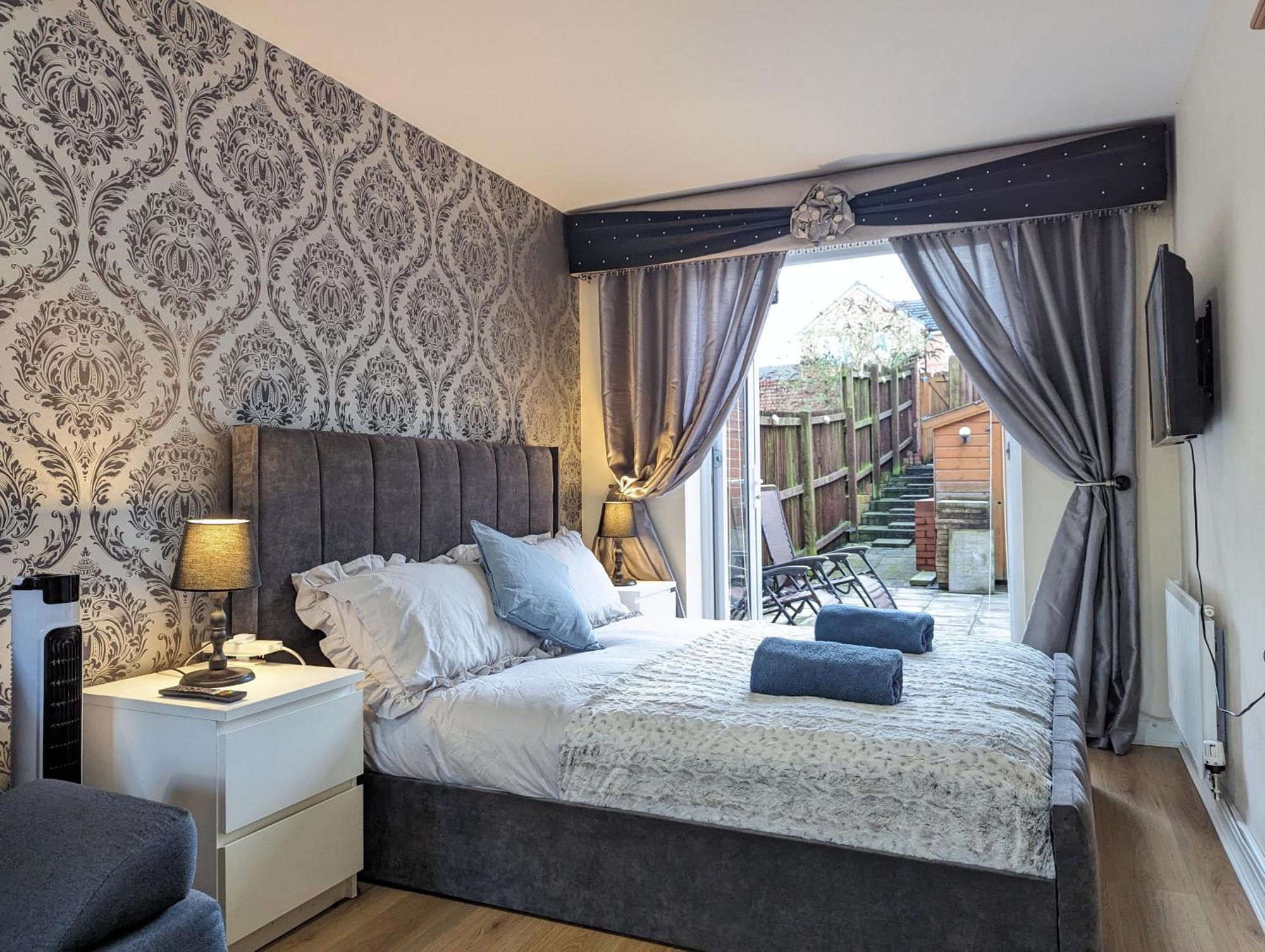 Guest Rooms Near City Centre Anfield Free Parking Liverpool Exterior foto